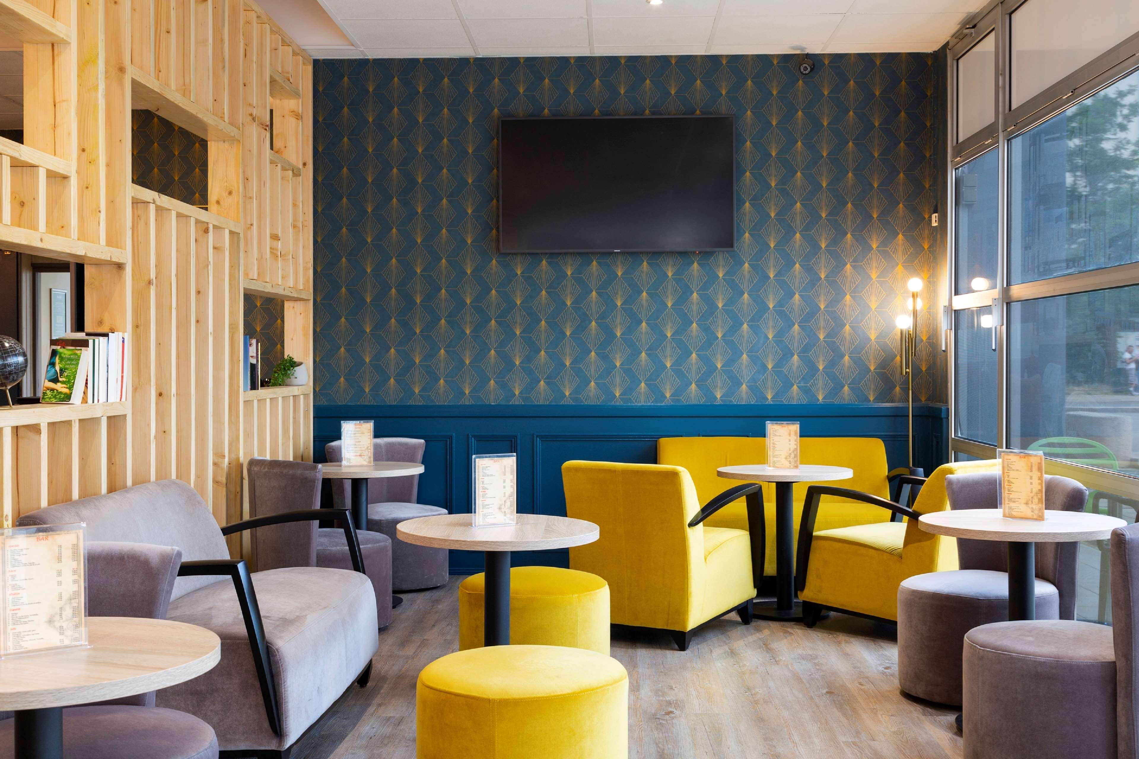 Hotel Kyriad Tours St Pierre Des Corps Gare Saint-Pierre-des-Corps Exterior foto
