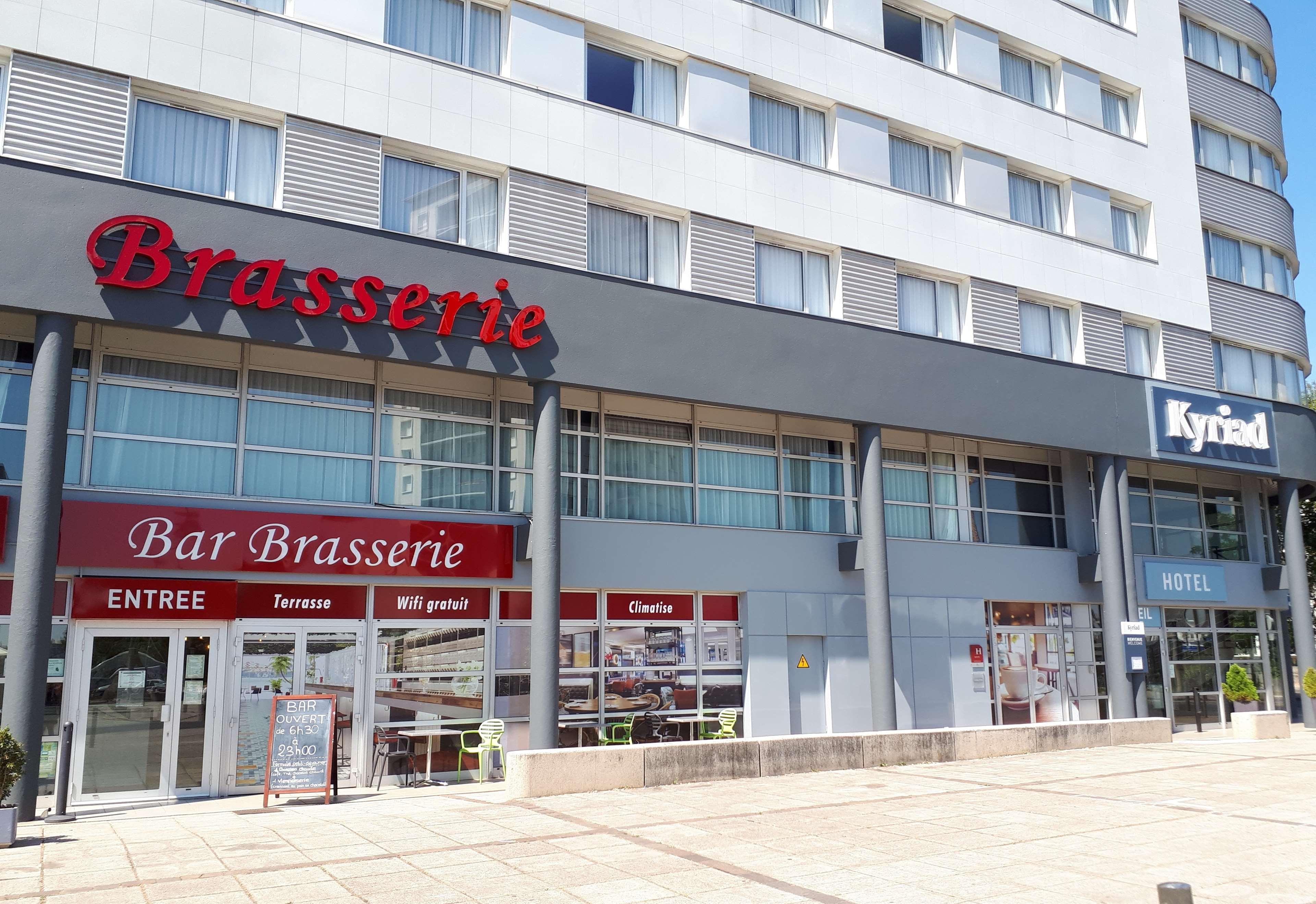 Hotel Kyriad Tours St Pierre Des Corps Gare Saint-Pierre-des-Corps Exterior foto